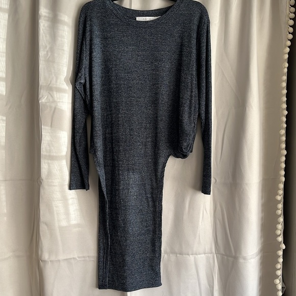 ASTR The Label Ribbed Tie Side Long Sleeve Top Navy Blue Size Medium - Picture 4 of 6